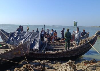 Arakan Army to Take Action Against Illegal Fishermen Trespassing into Arakan-controlled Waters