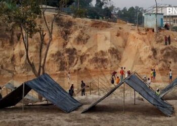 Newly Arrived Rohingya Families Struggle to Build Shelters in Cox’s Bazar Without Aid