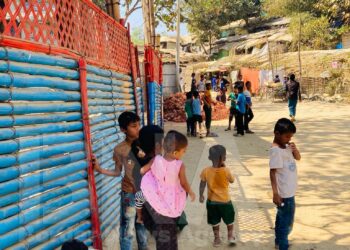 Rohingya Children Play in Unsafe Conditions as Crisis Deepens in Refugee Camps