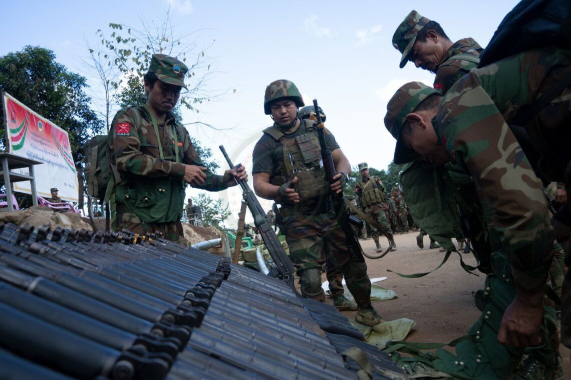(ဓာတ်ပုံ - တအာင်းတပ်မတော်)