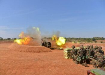 Heavy Fighting in Ponnagyun as Both Sides Reinforce Their Forces