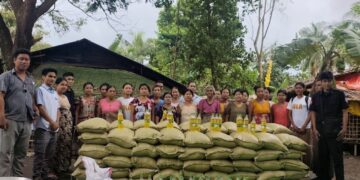 Arakha Government Provides Food Aid to More Than 300 Displaced People in Mrauk-U