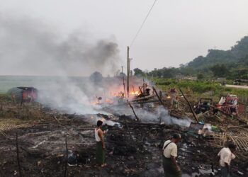Death Toll Rises to 11 After Airstrike on Ponnagyun Displacement Camp