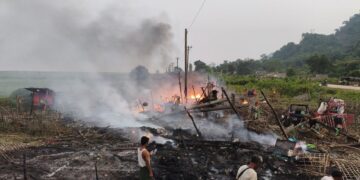 Death Toll Rises to 11 After Airstrike on Ponnagyun Displacement Camp