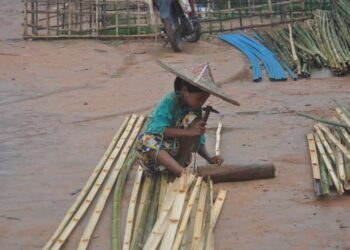 Displaced Women in Arakha Region in Need of Assistance